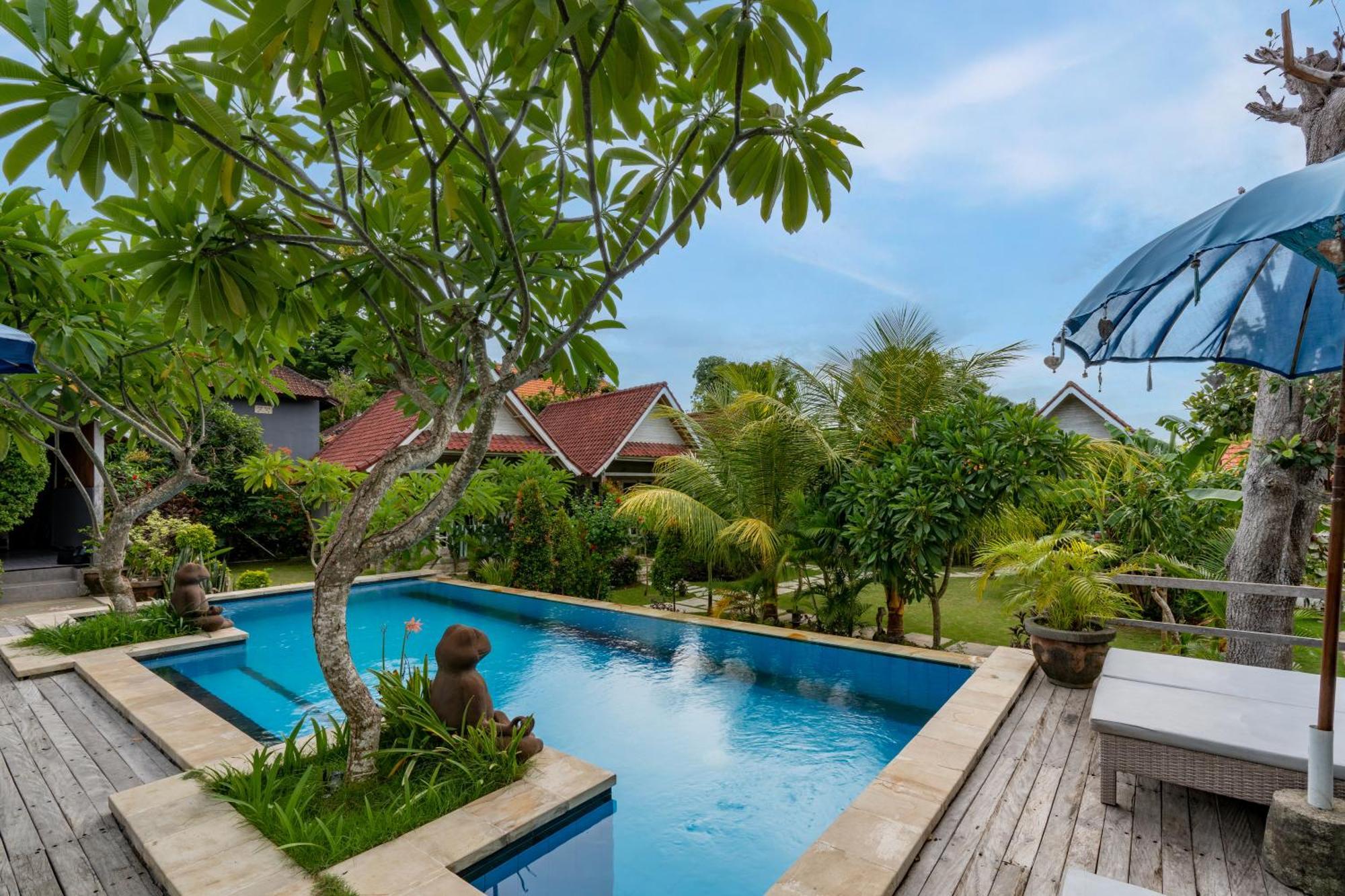 Le Biu Garden View Hotel Nusa Lembongan  Exterior photo