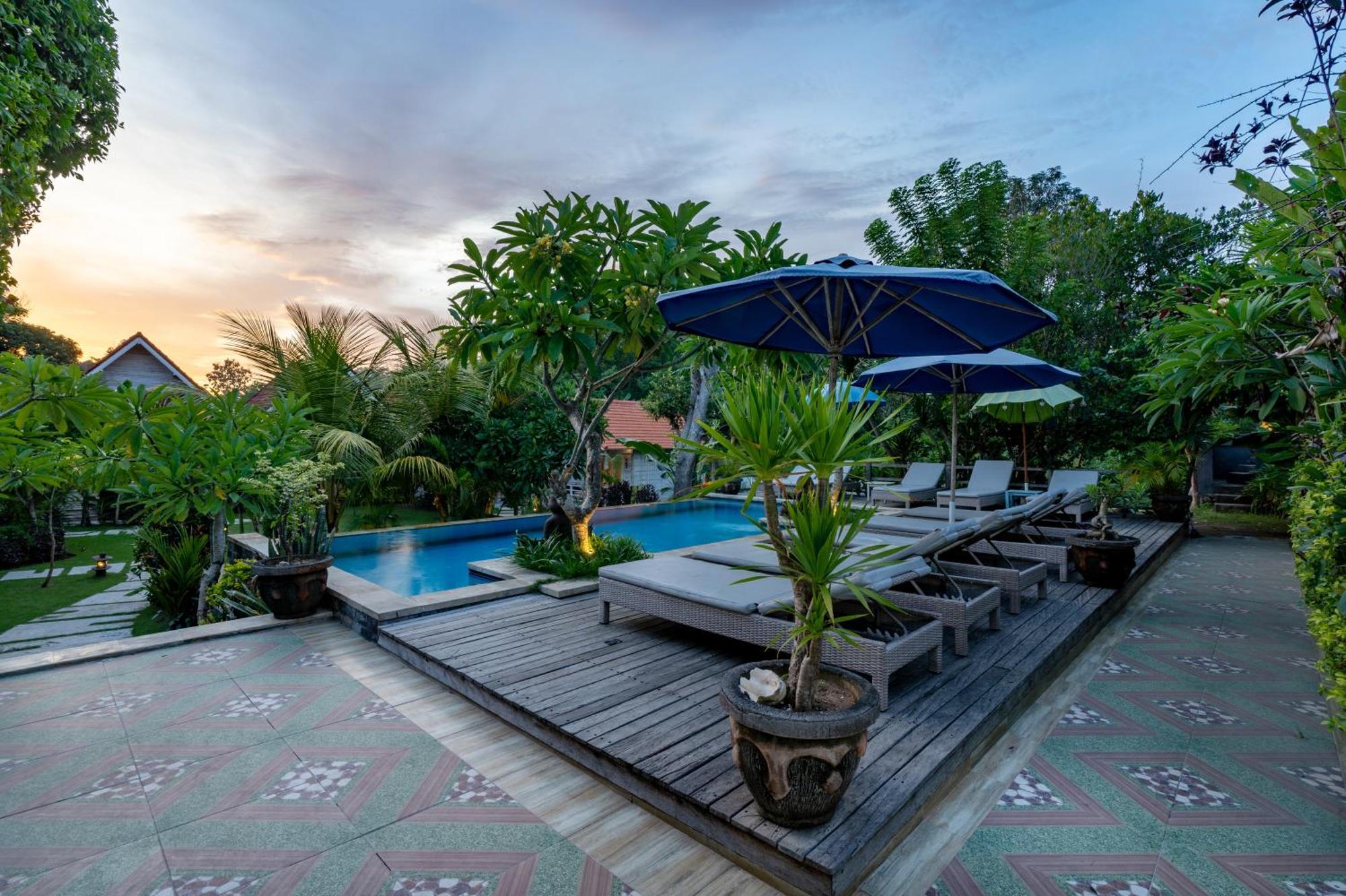 Le Biu Garden View Hotel Nusa Lembongan  Exterior photo