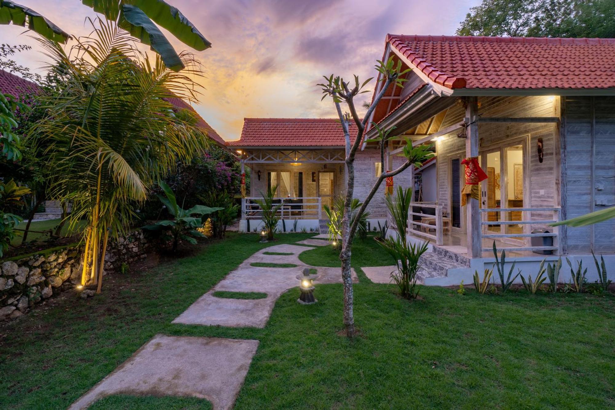 Le Biu Garden View Hotel Nusa Lembongan  Exterior photo